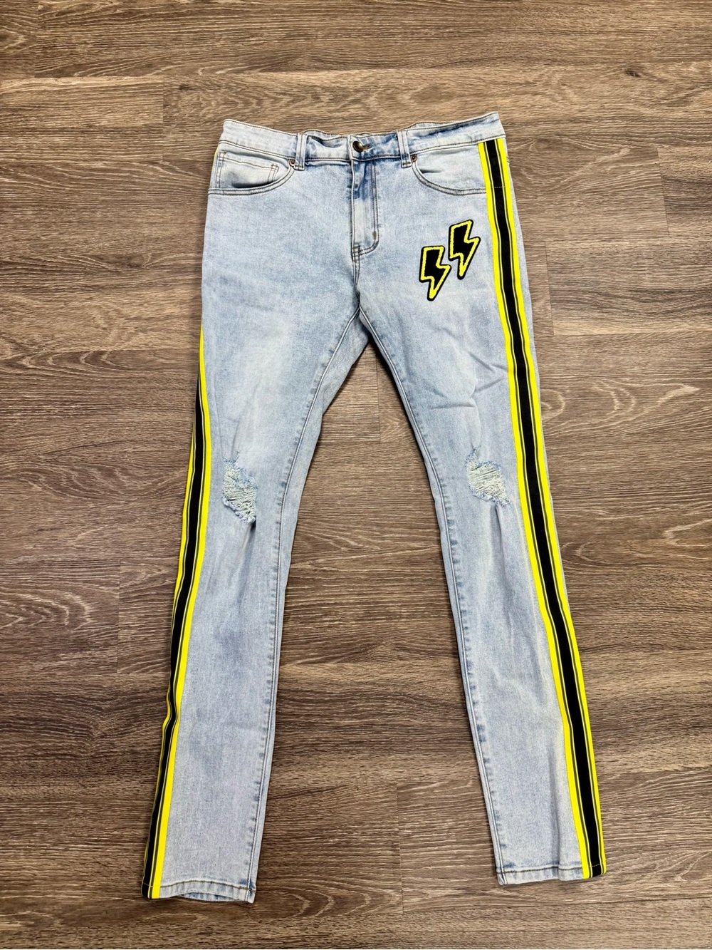 Eternity BC/AD Men’s 32 Lightning Bolt Striped Distressed Skinny Jeans